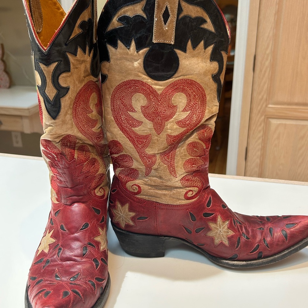 Old Gringo Red and Tan Heeled Boots